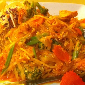 Thai Grata - Pad Thai w/ Tofu - Thai Near Me - San Jose, California Thai Grata - Pad Thai w/ Tofu - Thai Near Me - San Jose, California