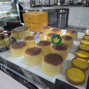 Cotton Cake Japanese Cheesecake - Cheese cake - Bakeries Near Me - Troy, Michigan