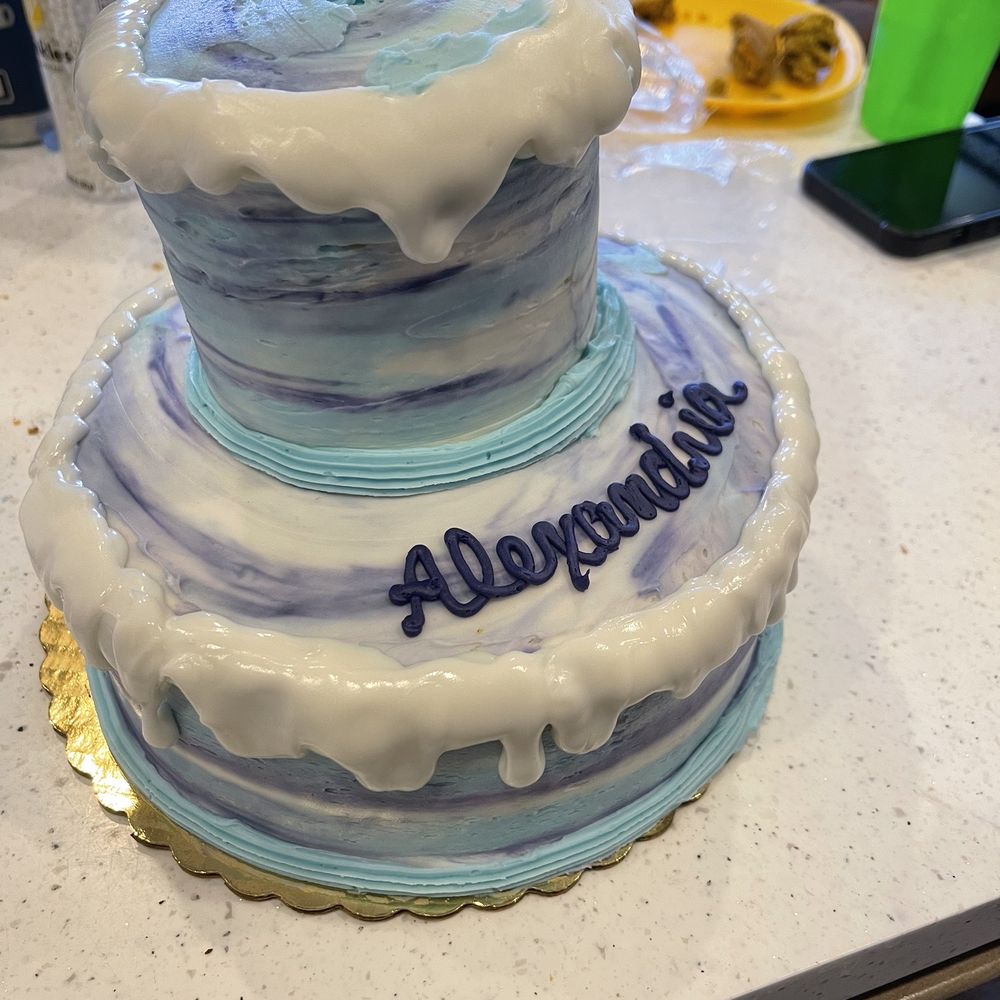 Don't order a custom cake here. Price is great but it's so bad. Don't order a custom cake here. Price is great but it's so bad.