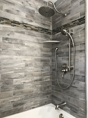 Maple Plumbing & Heating Logo