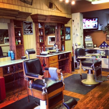 Strack's Barber Shop - And now....2 chairs and new stations! - Barbers Near Me - Algonquin, Illinois Strack's Barber Shop - And now....2 chairs and new stations! - Barbers Near Me - Algonquin, Illinois