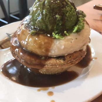 Peaked Pies - Seasonal mentil lentil with mashed potato and pea. Topped with VEGETARIAN gravy!!! - Australian Near Me - Vancouver, British Columbia Peaked Pies - Seasonal mentil lentil with mashed potato and pea. Topped with VEGETARIAN gravy!!! - Australian Near Me - Vancouver, British Columbia
