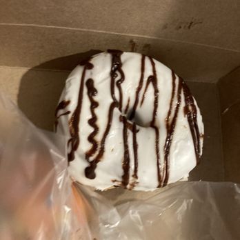 322 BBQ - zebra doughnut - Barbeque Near Me - Wilmington, Delaware