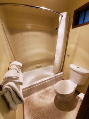 Glacier Bay Lodge & Tours by null