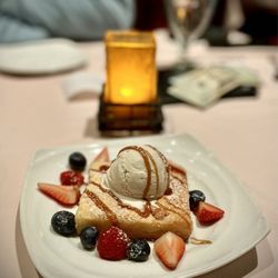 The Range Steakhouse - Ooey Gooey Buttercake