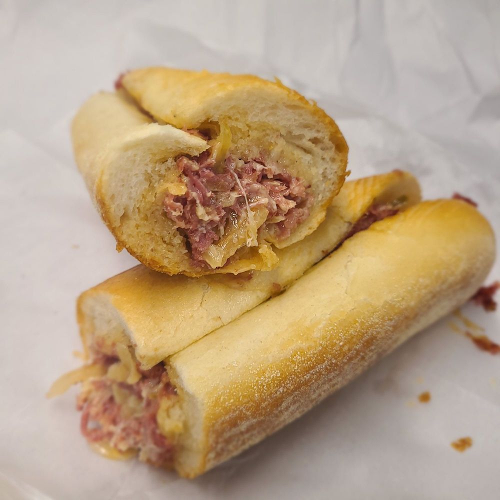 Charlie's Chicken Logo