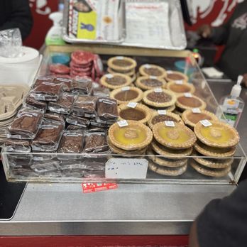 Farmer's Fresh Meat - Cake n pies - Butcher Near Me - Houston, Texas Farmer's Fresh Meat - Cake n pies - Butcher Near Me - Houston, Texas