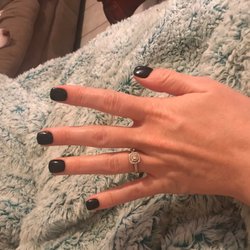 Lucky Nails - Powder nails.