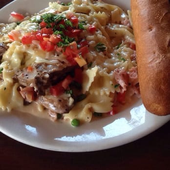 la Madeleine - Chicken Cordon Bleu Pasta - Bakeries Near Me - Houston, Texas la Madeleine - Chicken Cordon Bleu Pasta - Bakeries Near Me - Houston, Texas