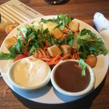 Cheddar's Scratch Kitchen - Nice size garden salad - Comfort Food Near Me - West Melbourne, Florida Cheddar's Scratch Kitchen - Nice size garden salad - Comfort Food Near Me - West Melbourne, Florida