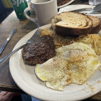 Franks Diner - Sausage patty or hamburger - Diners Near Me - Kenosha, Wisconsin