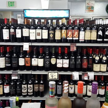 Town & Country Wine and Spirits - They offer a huge selection of wine. - Delis Near Me - Santee, California
