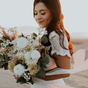 Eunice Beck Photo - Engagement Photos at the Sand Dunes by Eunice Beck Photo - Session Photography Near Me Eunice Beck Photo - Engagement Photos at the Sand Dunes by Eunice Beck Photo - Session Photography Near Me