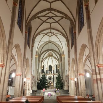 St. Severin - Ein Kerzlein aufstellen. - Churches Near Me - Cologne, NW