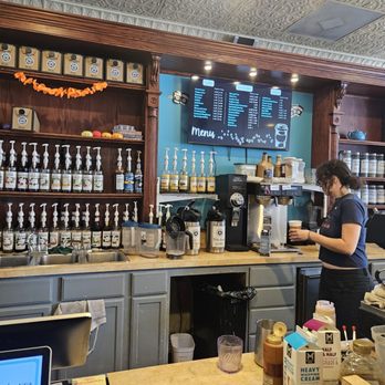 Deja' Brew Coffee & Bakery - Coffee & Tea Near Me - New Oxford, Pennsylvania