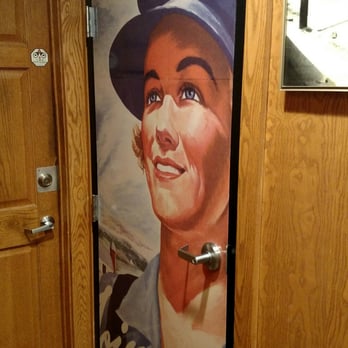 Tasty Pizza - Hangar 45 - Lady's room - Pizza Near Me - Minneapolis, Minnesota