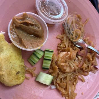 Khao Hom - Thick delicious handmade peanut sauce, the chicken satay, part of the cucumber salad and the shrimp pad Thai. All excellent . - Thai Near Me - Hayward, California