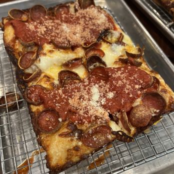 Underground Pizza - Towson - Pizza Near Me - Towson, Maryland