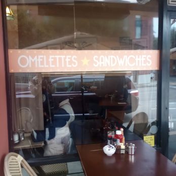 Hollywood Cafe - Breakfast & Brunch Near Me - San Francisco, California