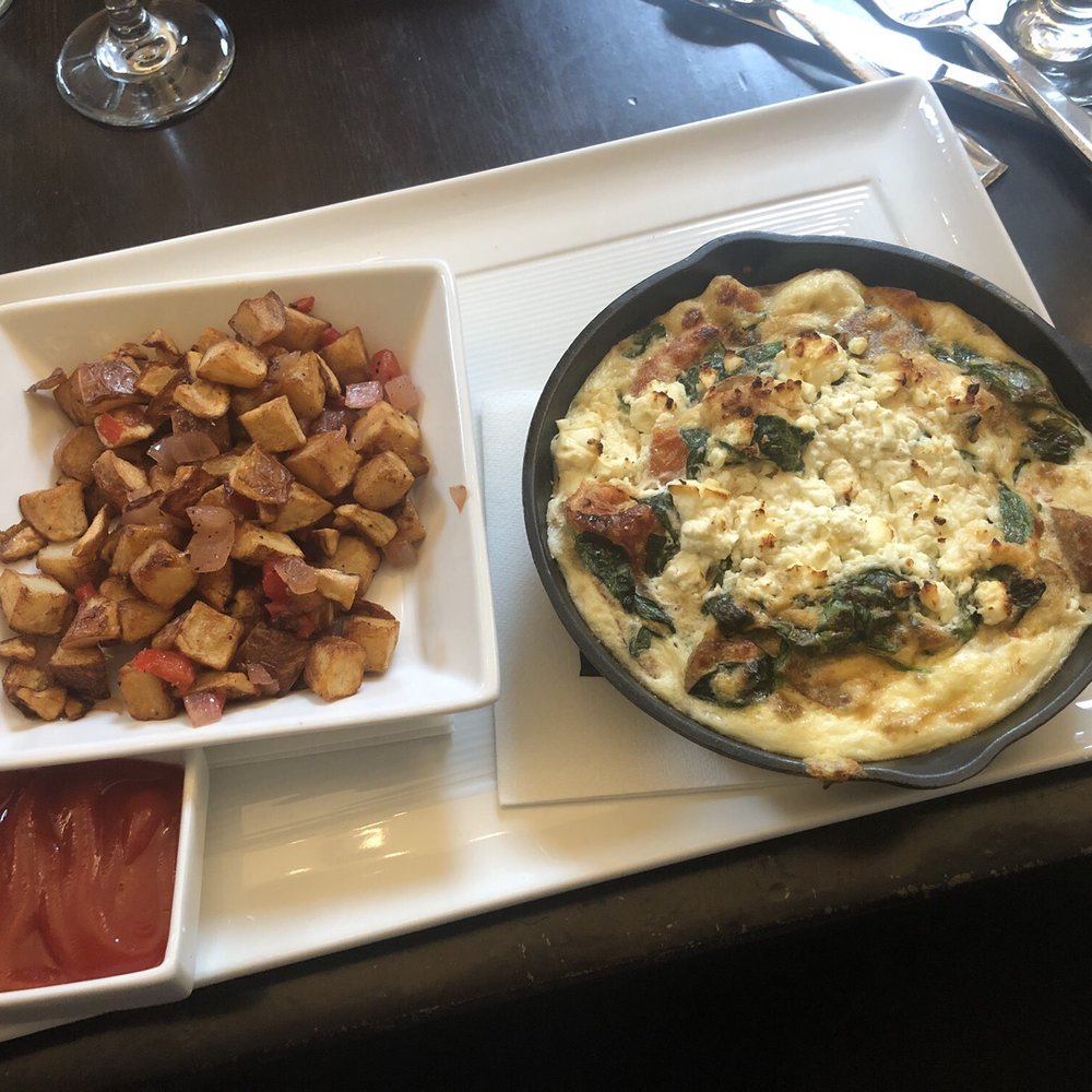 Five Steakhouse - Plum street skillet - Wine Bars Near Me - Plymouth, Michigan