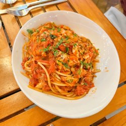 Cuzin's Seafood Clam Bar - Crab Meat Pasta