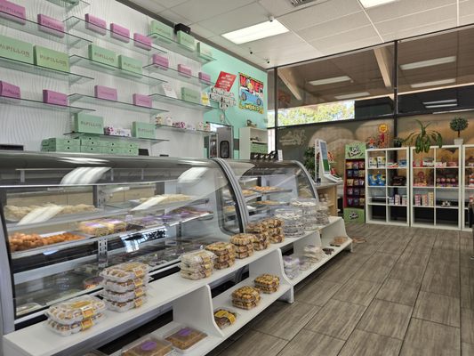 Papillon International Bakery by null