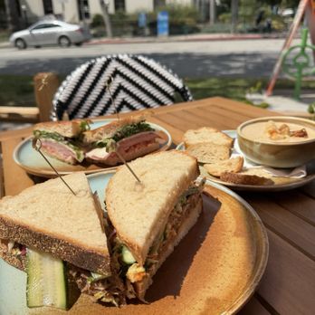 Piccadilly Grace - Short Rib Sandwich & Mazzofiato Sandwich - Coffee & Tea Near Me - South Pasadena, California