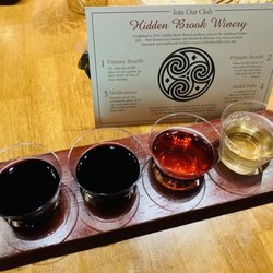 Hidden Brook Winery - Wine Flight