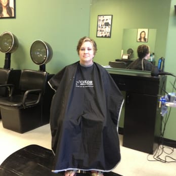 Hair Tech III - This is the place for color or highlights - Hair Salons Near Me - Richardson, Texas