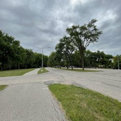 Gooseberry Mound Park - Trail and parking lot