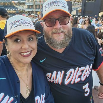 Petco Park - Love enjoying this beautiful game with my hunny. - Stadiums & Arenas Near Me - San Diego, California