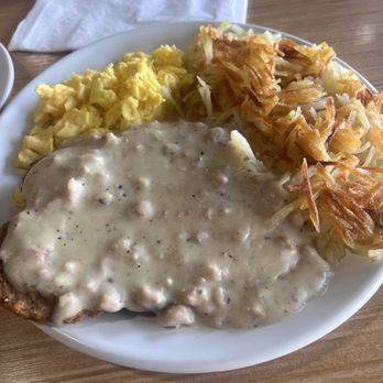 The Cracked Egg - Chicken Fried Steak, Gravy & Egg and hash browns - New American Near Me - Las Vegas, Nevada The Cracked Egg - Chicken Fried Steak, Gravy & Egg and hash browns - New American Near Me - Las Vegas, Nevada