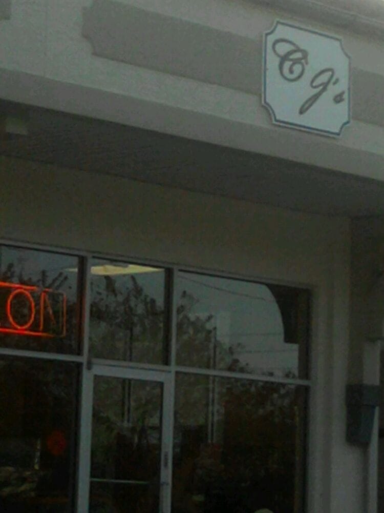 Melanie at CJ's Salon Logo