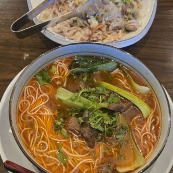 Spicy J's - Szechuan Near Me - Fresno, California