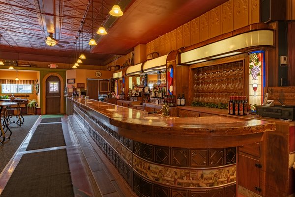 Leigh’s Garden Winery by null