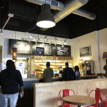Do-Rite Donuts & Chicken - Counter - Donuts Near Me - Chicago, Illinois