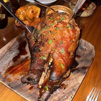 Oloroso - Pig head for two - Spanish Near Me - Philadelphia, Pennsylvania Oloroso - Pig head for two - Spanish Near Me - Philadelphia, Pennsylvania
