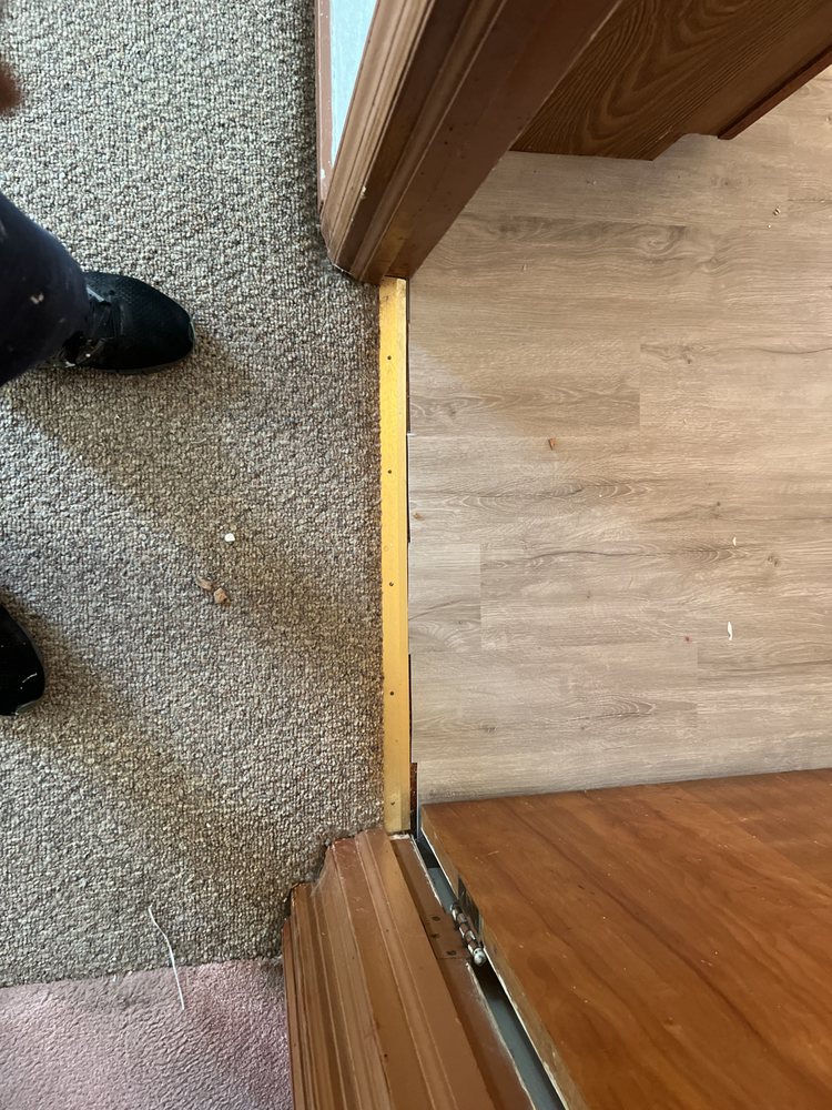 Slide of Paredes Mobile Services