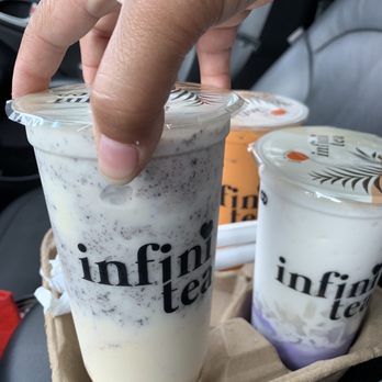 Infinitea - Oreo smoothie with a generous scoop of vanilla ice cream. - Bubble Tea Near Me - Mililani, Hawaii Infinitea - Oreo smoothie with a generous scoop of vanilla ice cream. - Bubble Tea Near Me - Mililani, Hawaii