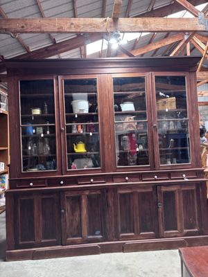 Warehouse Antique Mall Marion IL by null