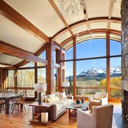 McKnight Interiors - Airbnb guests have an "expectation" & with more rentals on the market every month, great design helps you compete & stand-out from the rest.