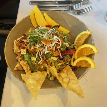 Ladera Grill - Asian Chicken Salad - American Near Me - Morgan Hill, California