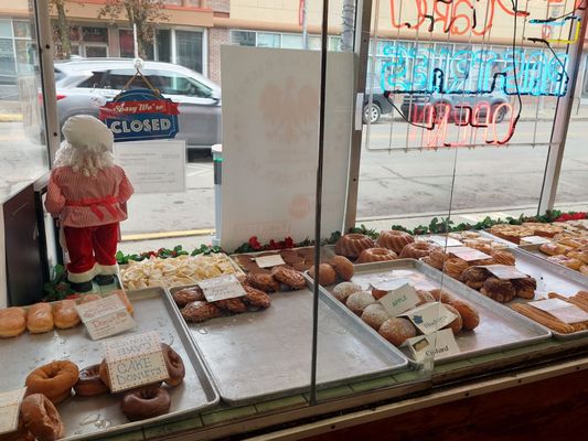 New Palace Bakery by null