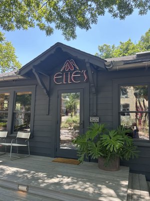 Elle's Austin by null