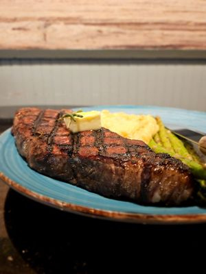 At Elm St Grill by null