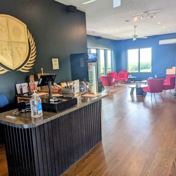 Filkins Vineyards  - Tasting room - Wineries Near Me - Coloma, Michigan