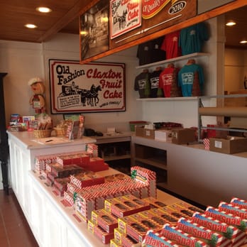 Claxton Bakery - The front store - Bakeries Near Me - Claxton, Georgia
