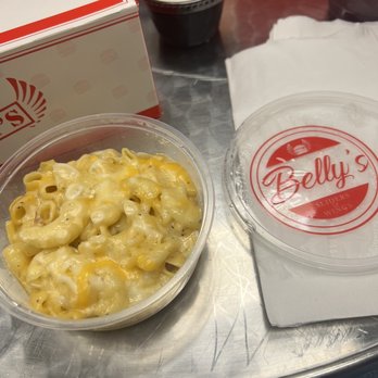 Belly's Sliders & Wings - Baked Mac & Cheese - Food Trucks Near Me - Carson, California