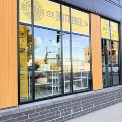 The Buttered Tin - Outside branding