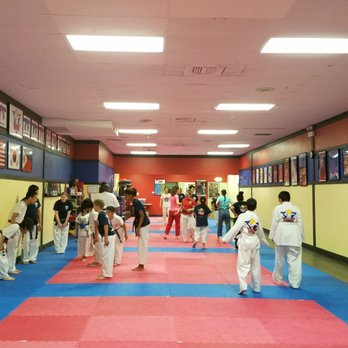 Flying V Athletic Center - Martial Arts Near Me - Oak Park, Illinois Flying V Athletic Center - Martial Arts Near Me - Oak Park, Illinois